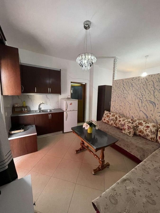 Vila Ronaldo Apartment Ksamil Bagian luar foto