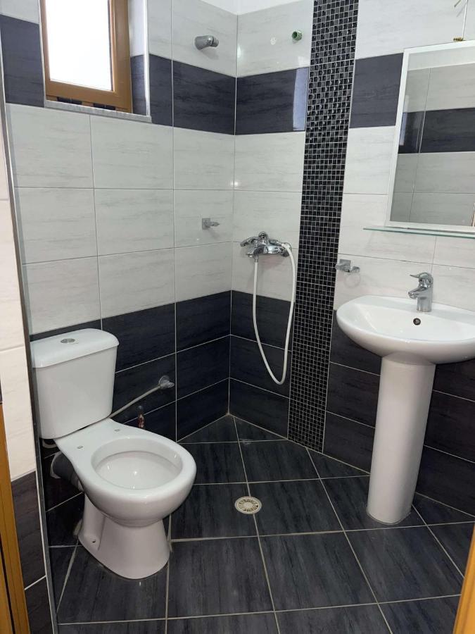 Vila Ronaldo Apartment Ksamil Bagian luar foto